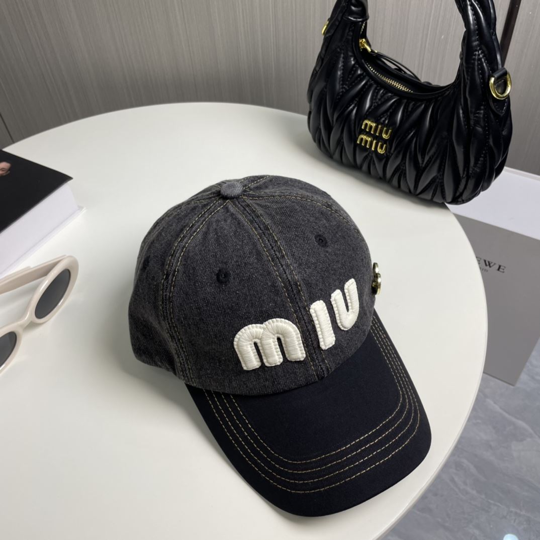 Miu Miu Caps